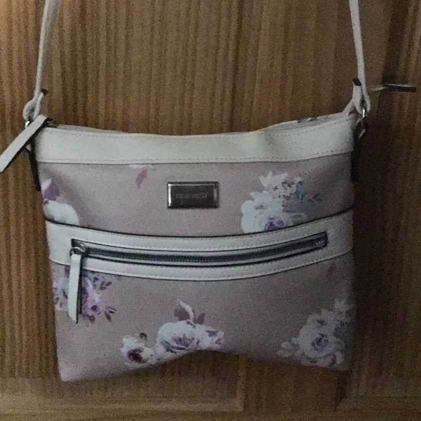 Nine West Floral Crossbody Purse Canvas Coralia Sure Springs Begonia Women’s - Image 2