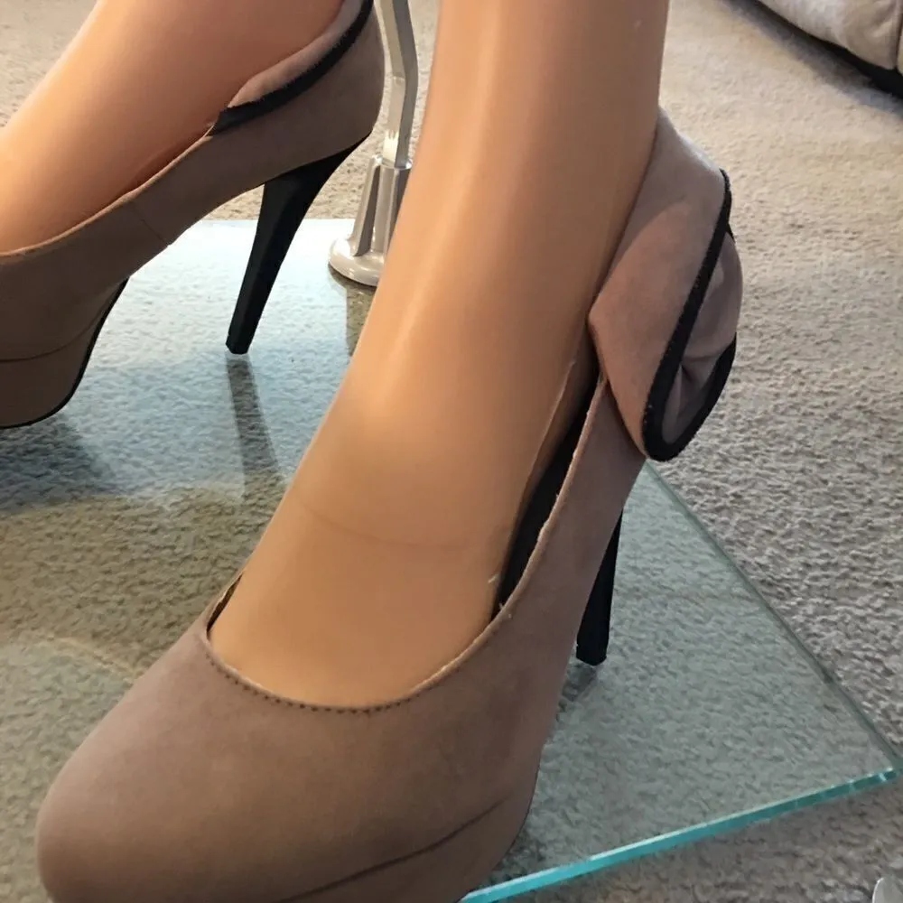 Anne Michelle Tan Stilettos Size 8 - Image 5