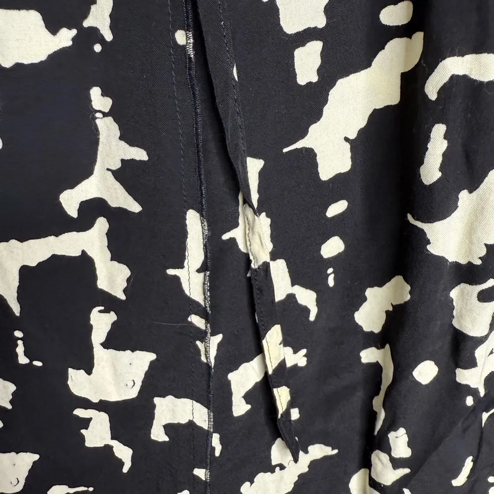 Zara black and white maxi skirt size large - Image 7