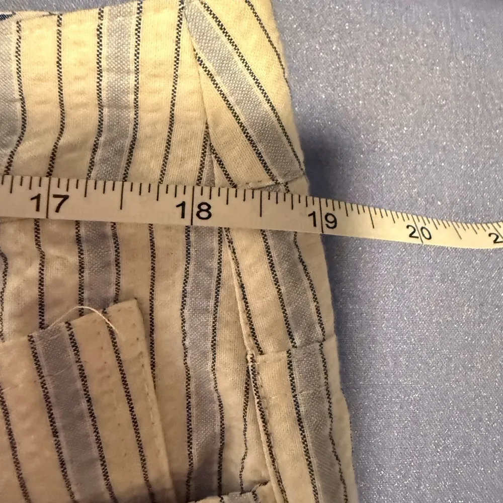 Sperry Blue and White Bermuda Shorts with Pinstripes - Image 4