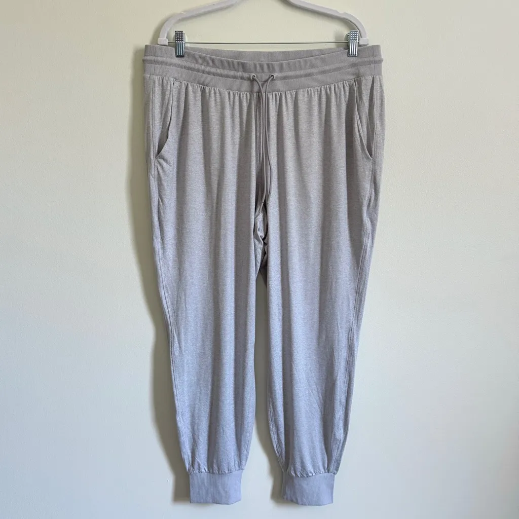 NEW Athleta Uptempo Jogger Size 1X Gray Lounge Comfy Sweatpant Stretchy nwot - Image 3