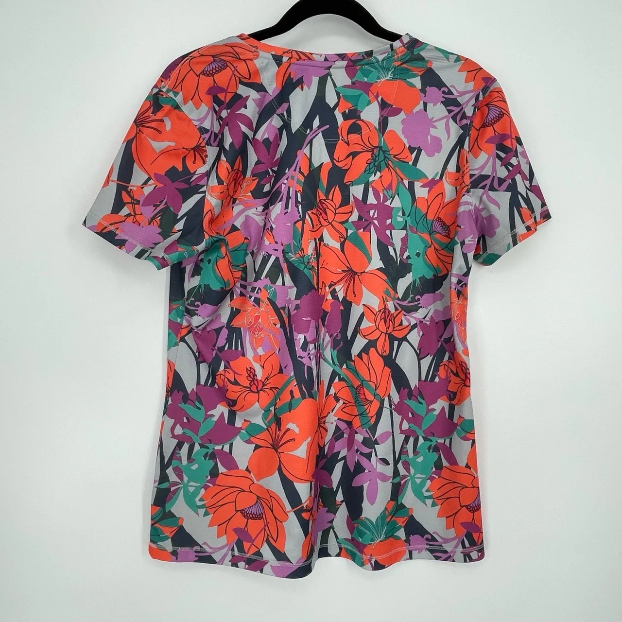 Reel Legends Women's Moisture Wicking Short‎ Sleeve Fishing Shirt Size Large - Image 4