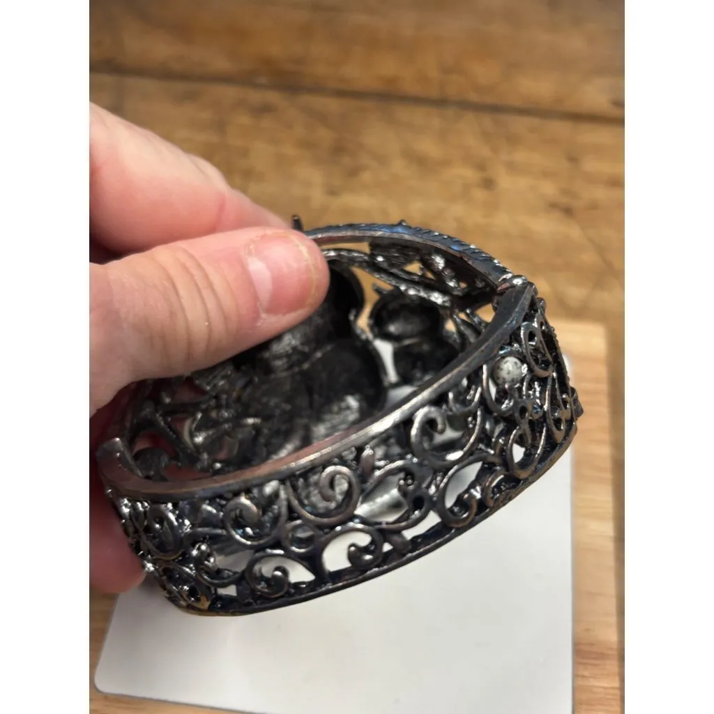 Vintage Silver - Image 12