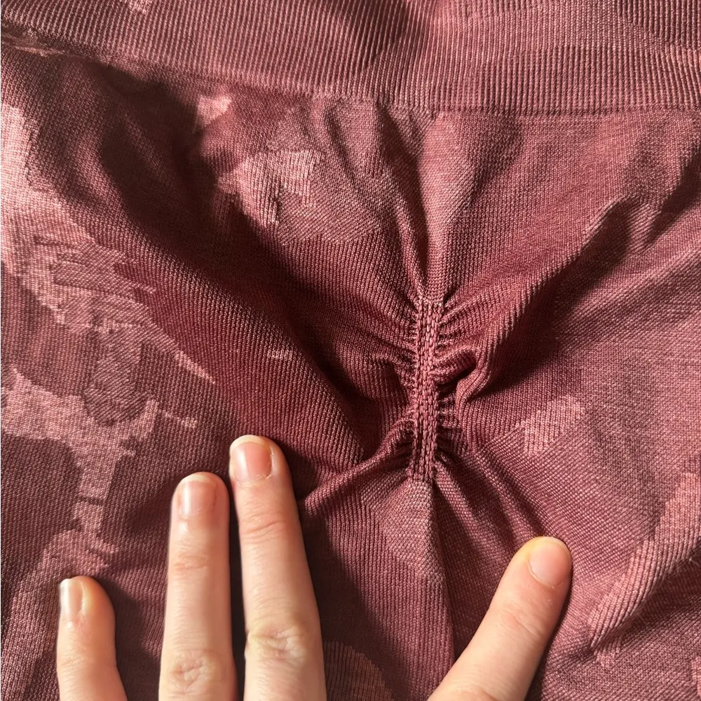 Gymshark Adapt Camo Leggings - Image 2