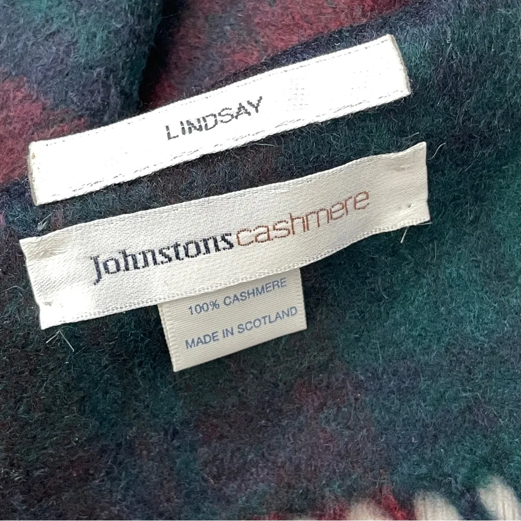 Johnstons Cashmere Scarf check plaid fringe unisex Green Red (one size) - Image 3