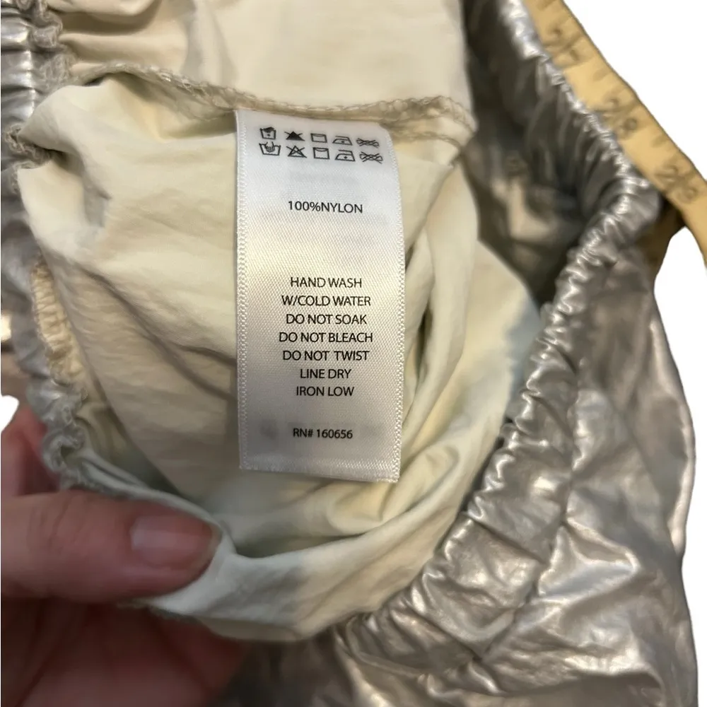 Sincerely Jules silver nylon cargo parachute pants size large nwt - Image 8