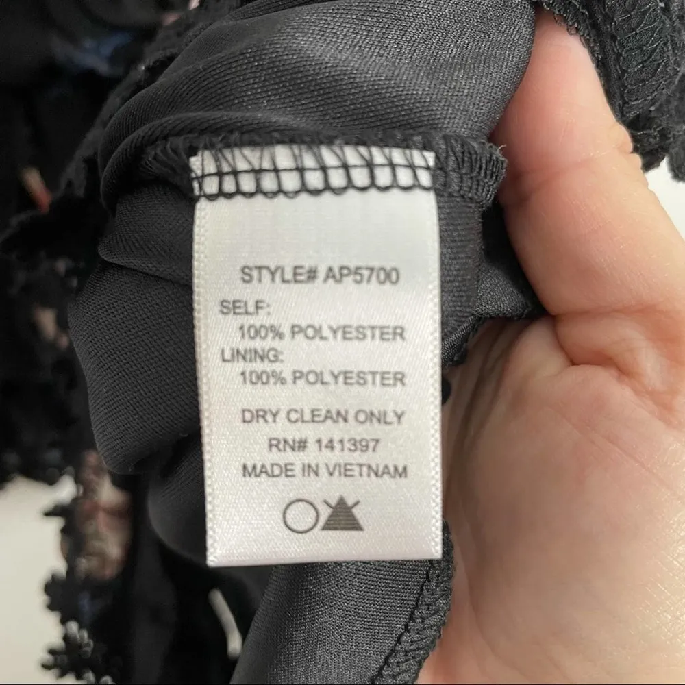 ASTR Floral Lace Trim Long Sleeve Romper Black XS - Image 11