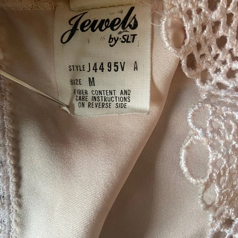 Vintage 80s Gold Label Victoria's Secret VS Baby Pink Scalloped Lace Eyelet Cami - Image 10