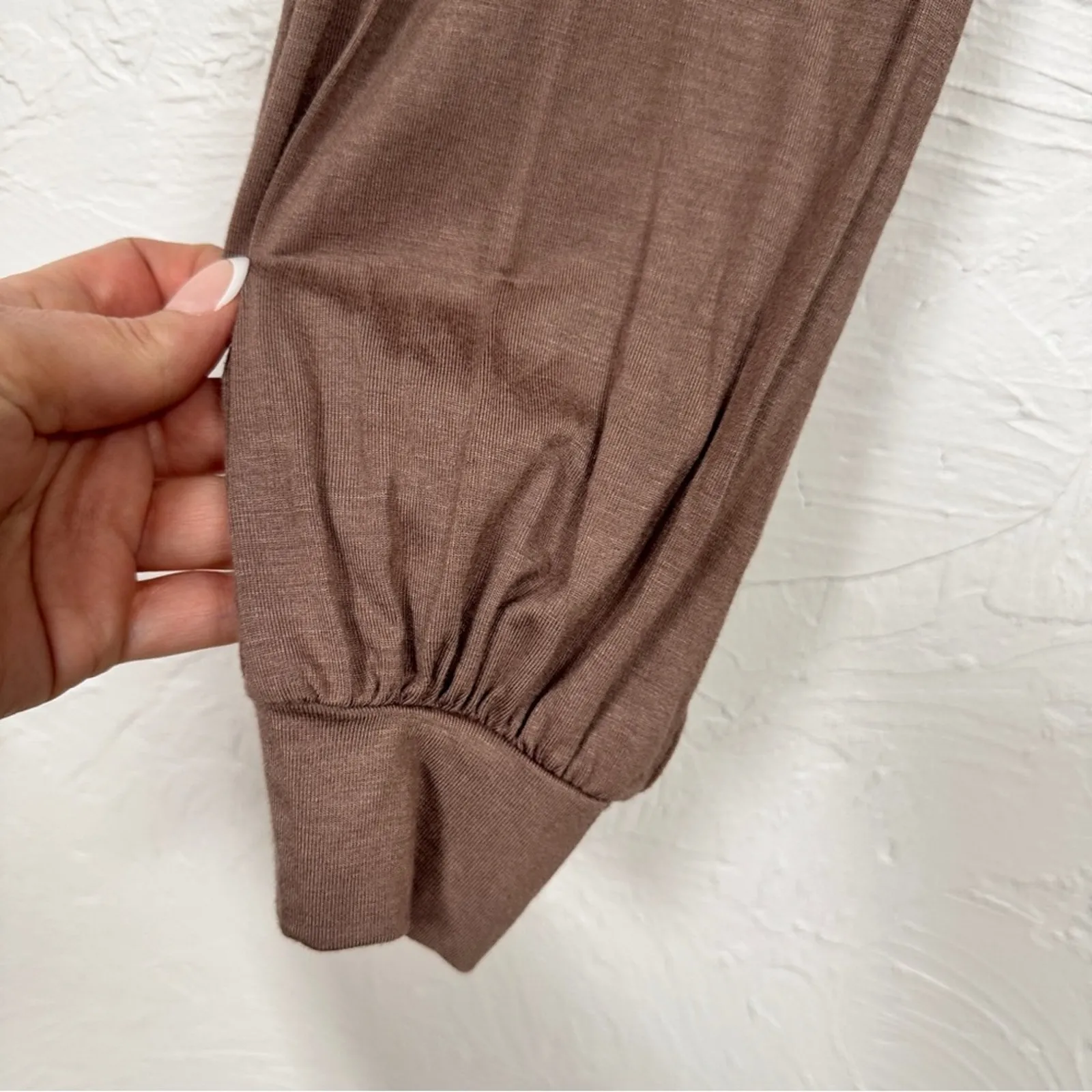 Lulus Brown V Neck Long Sleeve Bodysuit Womens M Casual Blouse Puff Sleeve Top - Image 2