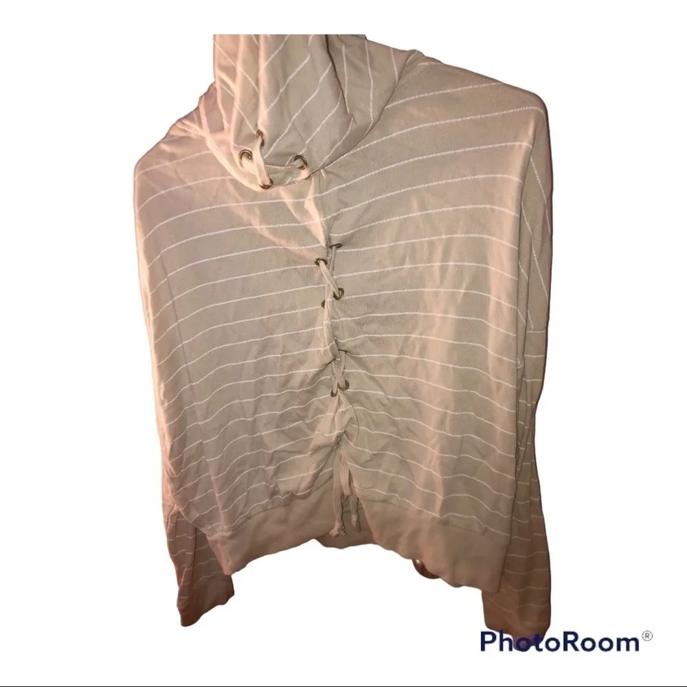 Vintage Havana 𝅺Striped Lace-Up Back Hoodie - Image 4