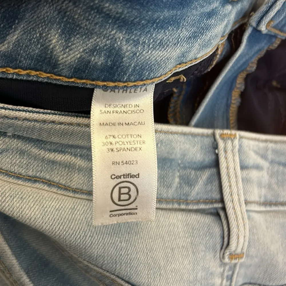 Athleta Sculptek Slim Straight Jeans Light Wash - Image 10