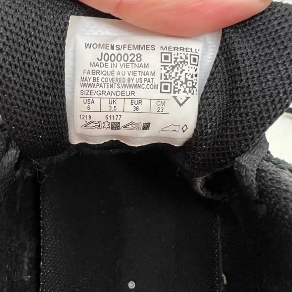 Merrell black Women's Addison Mid Leather Waterproof Q2 Hiking Boot size 6 - Image 11