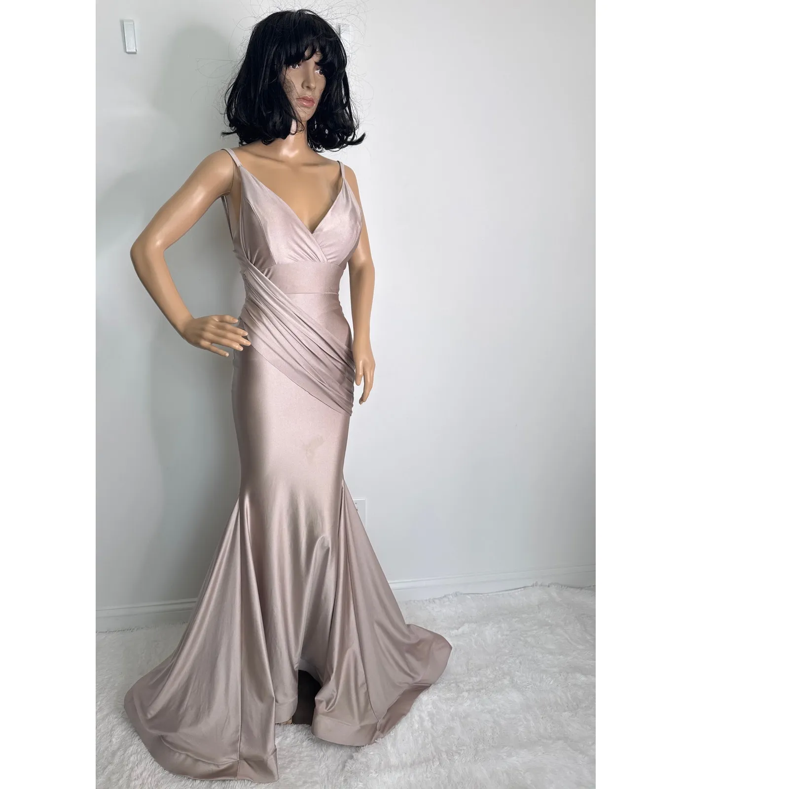 2010s Jessica Angel Champagne Satin Mermaid Gown with pooled train Size XS - Image 16