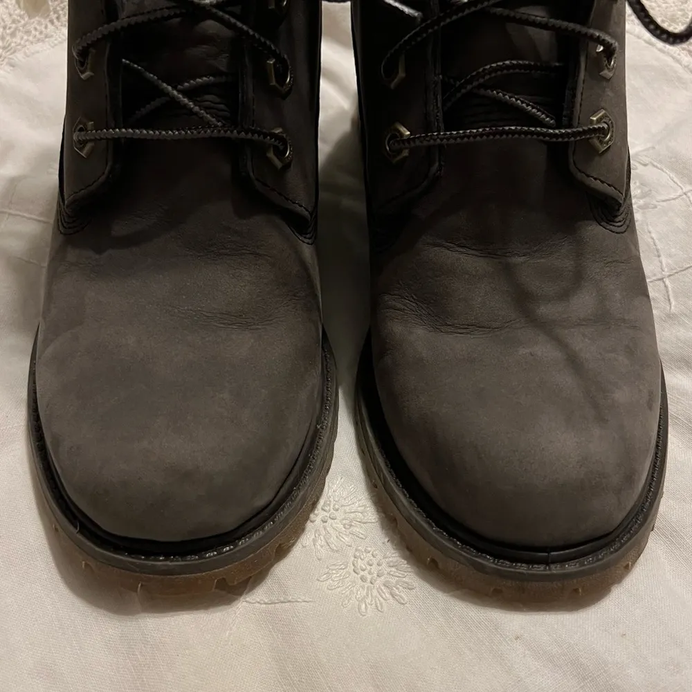 Timberland Leather Lace Up Boots A12LH Hidden Wedge Women’s Size 8 Wolf Gray - Image 6