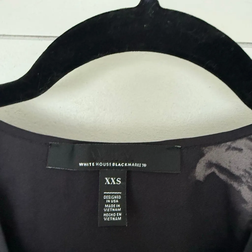 White House Black Market Women’s XXS Black Floral Top Blouse - Image 2