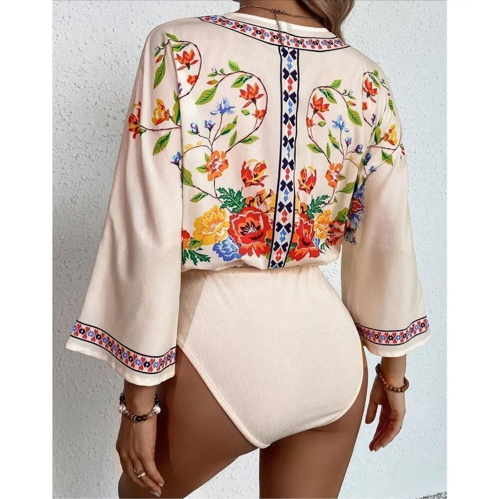 NEW Bodysuit Wrap V Neck Floral Print 3/4 Short Sleeve M Size M - Image 2