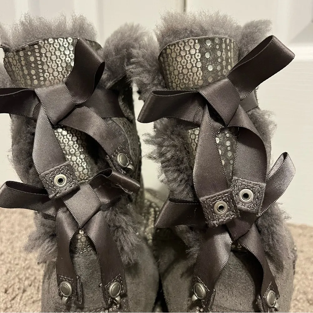 UGG  Bailey Bow Bling Uggs Grey - Image 7