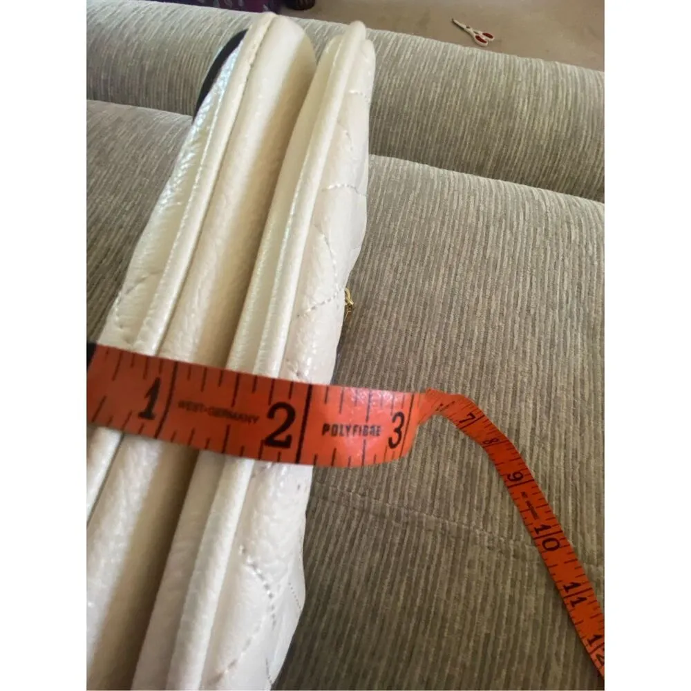 Charming Charlie Quilted Wristlet Wallet Purse Everyday Clutch Coin Purse Classy - Image 13