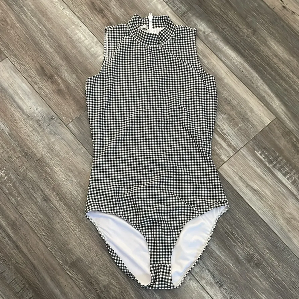 Cover swim USA gingham UPF sleeveless one piece swimsuit small Black - Image 3