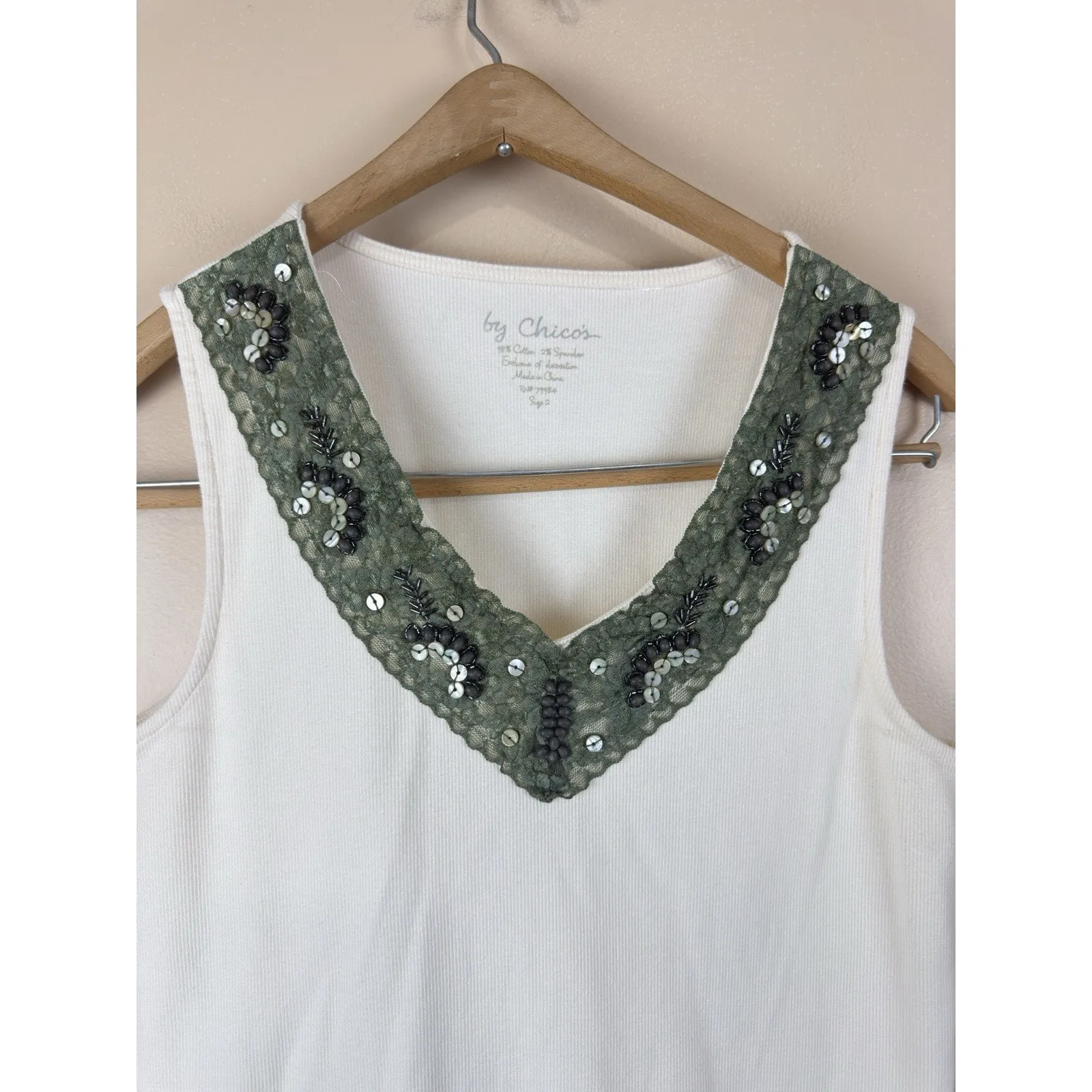 Chico’s Women’s White Ribbed Sleeveless V-Neck Top with Sequin Details Size 2 - Image 2