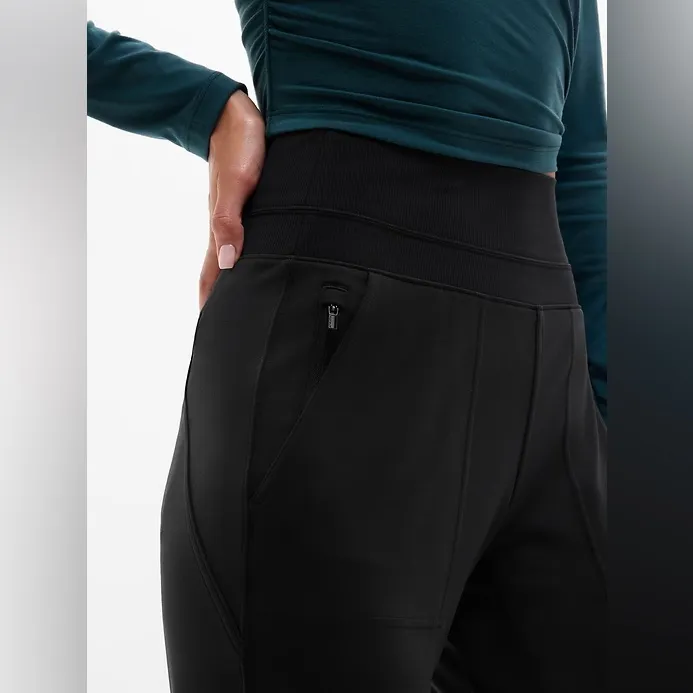 ATHLETA Venice High Rise Jogger in Black - Image 3