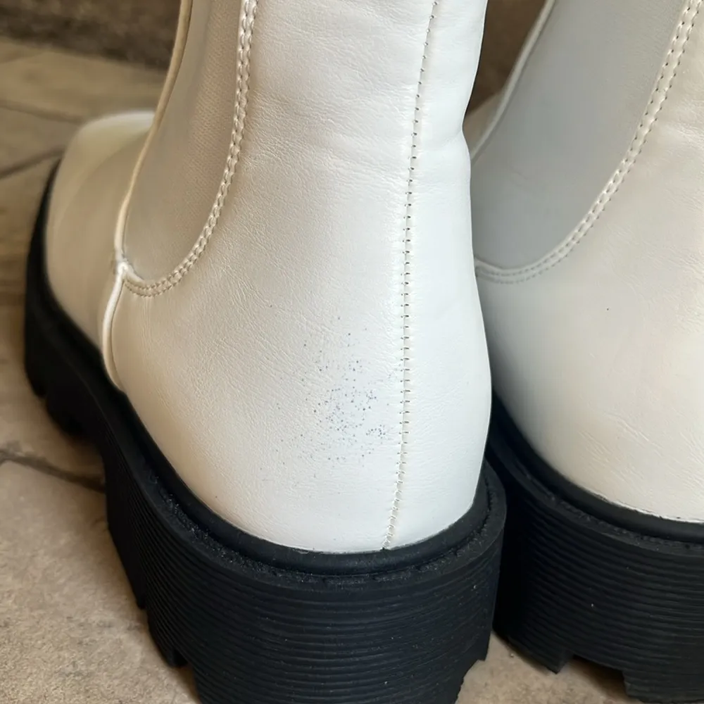 Pretty Little Thing White Chunky Sole Chelsea Square Toe Ankle Boots - Image 9
