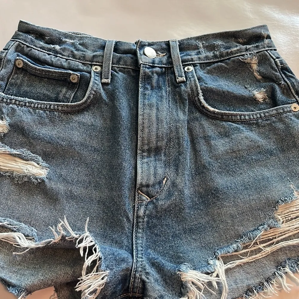 Lovers + Friends Mid Rise Shorts Size 26 - Image 15