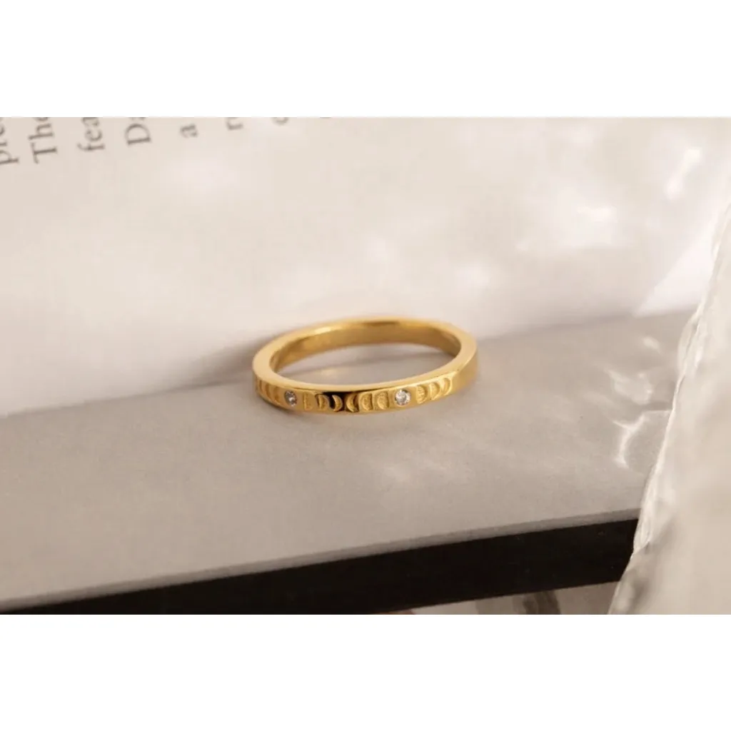 NEW Unisex 14k Gold Plated Engraved Moon‎ Simulated Diamond Ring Sz 7 - Image 10