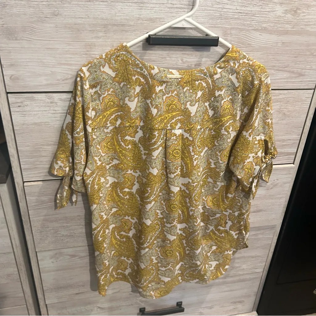 MICHAEL KORS Womens Blouse V Neck Shorts Sleeve Size-Large Color-Yellow &Beige - Image 5