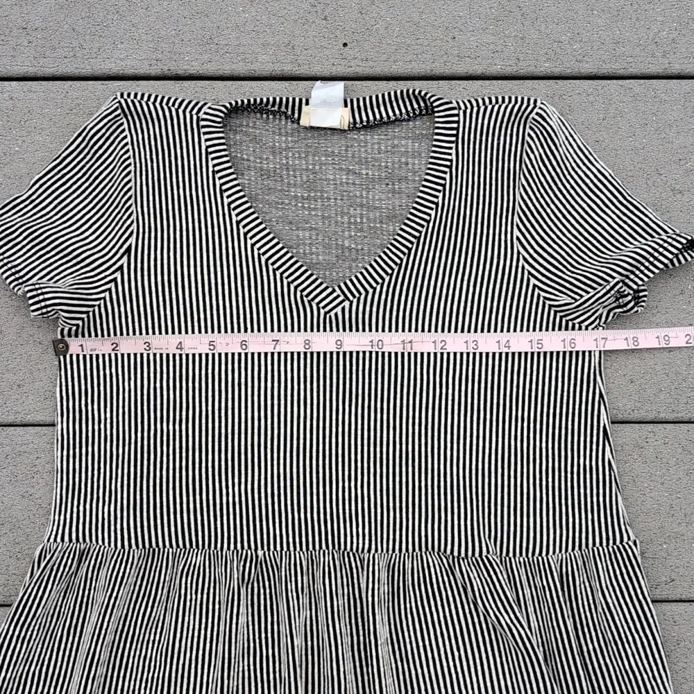 Caution to the Wind V-Neck Striped Short Sleeve Dress - Image 9