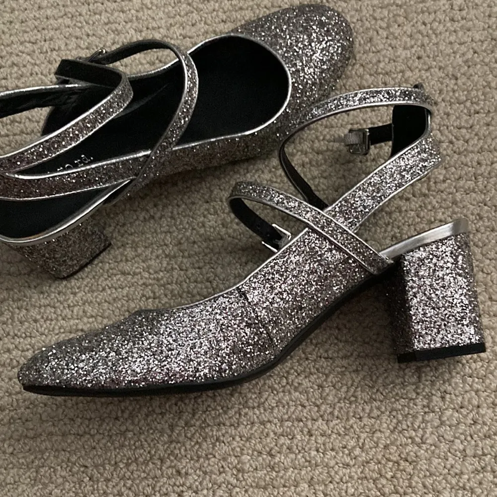 NEW J. Crew Indigo Rd Glitter Strappy Block Heel Sandals High Heels Size 8 NWOB - Image 3