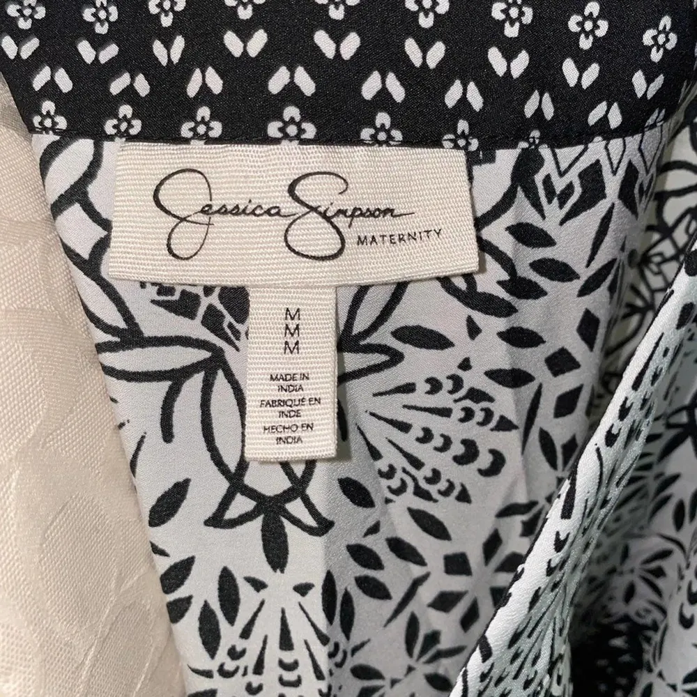 Jessica Simpson Maternity Lightweight short sleeve cardigan with belt sz medium - Image 5