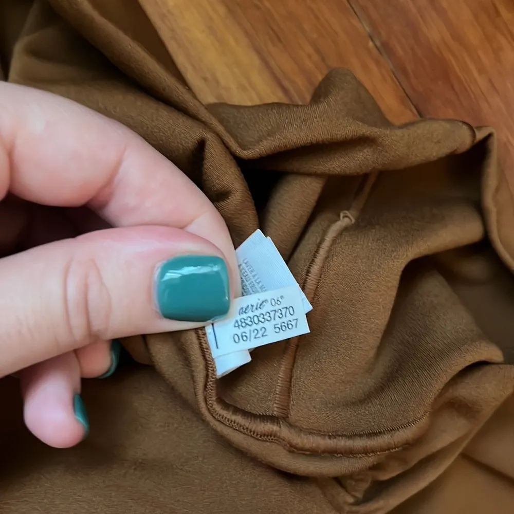 Offline by  Burnt Orange Brown HI Rise Flare Leggings Sz M Short - Image 4