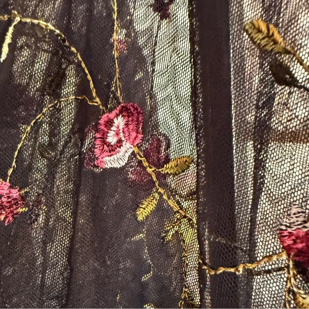 Festival Black Sheer Embroidered Rose Mesh Romantic Floral Overlay Party Top Size L - Image 9