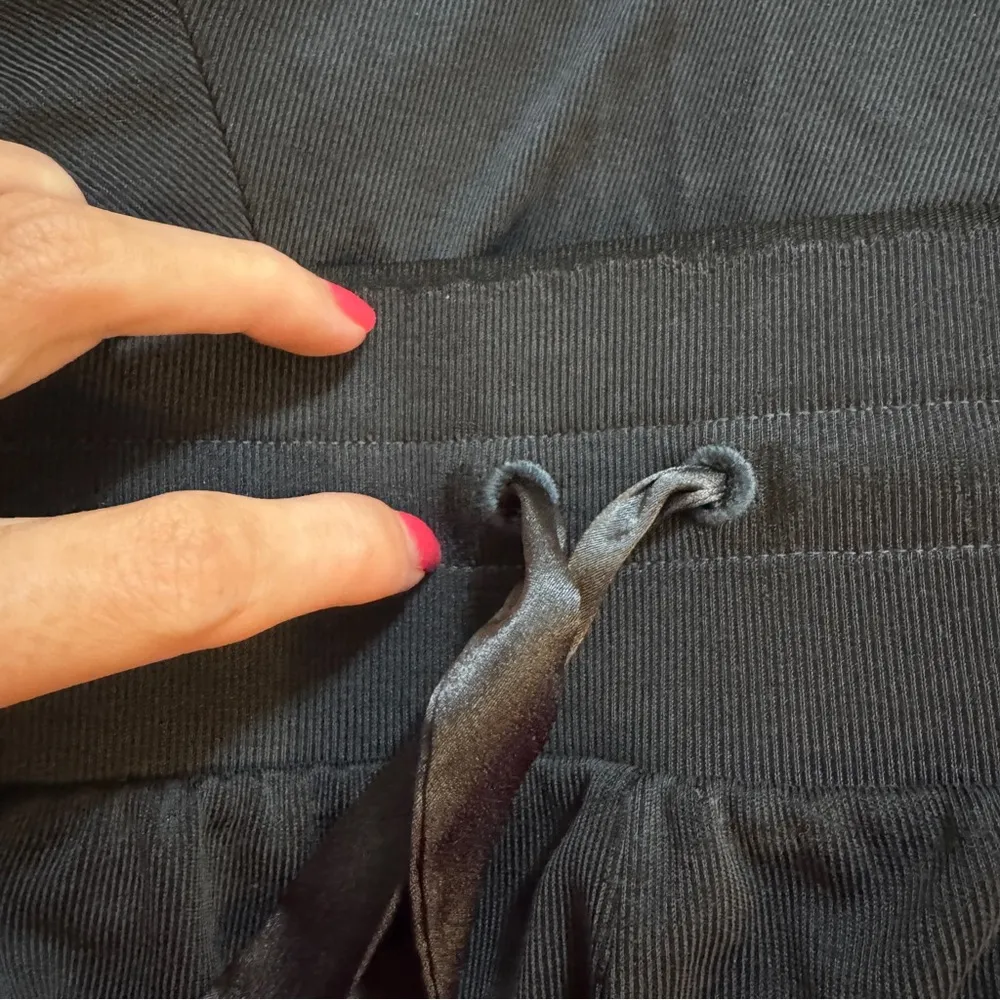 Victoria’s Secret Navy Blue Ribbed Jogger Pants Lounge Athleisure - Image 8