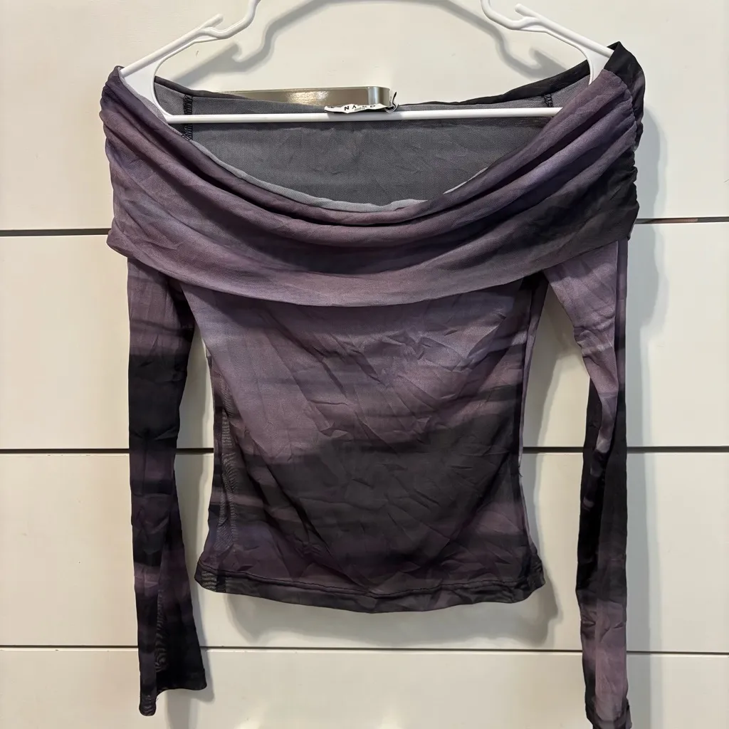 NA-KD off shoulder mesh top - Image 2