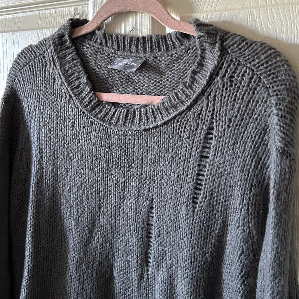 Wooden Ships Women Fall Winter Gray Cozy Knit‎ Distressed Sweater Size M/L - Image 6
