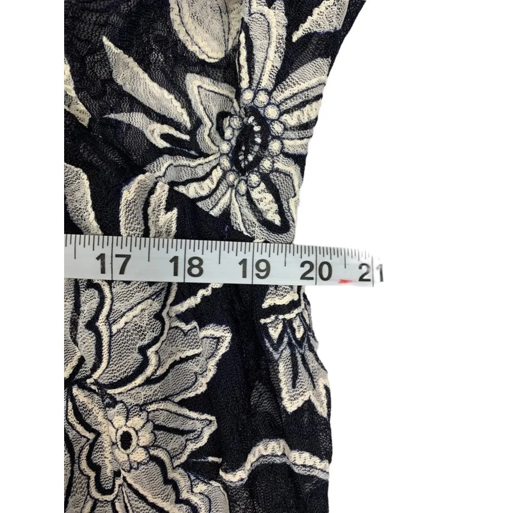 Westport Women's Navy Blue & White Floral Off The Shoulders Dress - Image 5