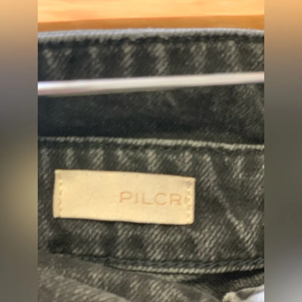 Pilcro  Black Denim Button Front  Skirt.    Size-4 - Image 4