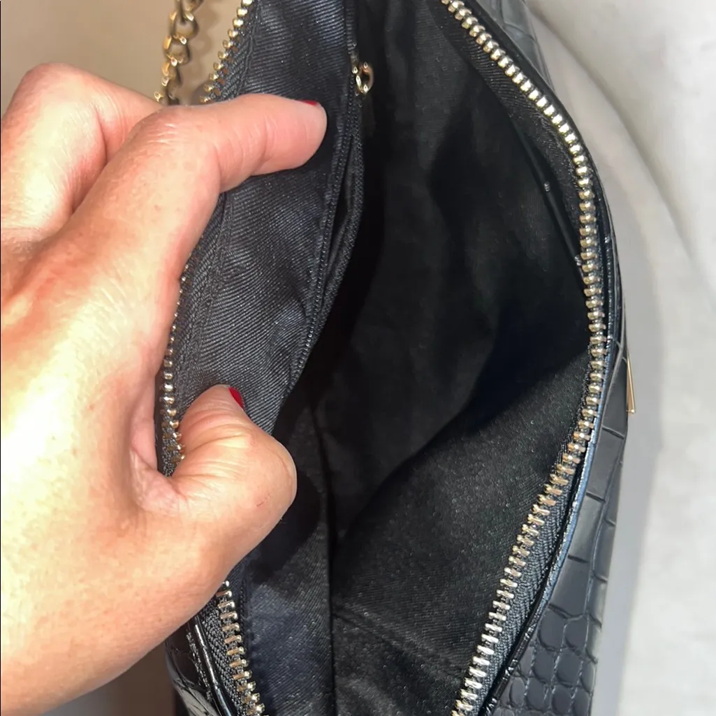 Aldo Black Crocodile-Embossed Crossbody Bag‎ - Image 5