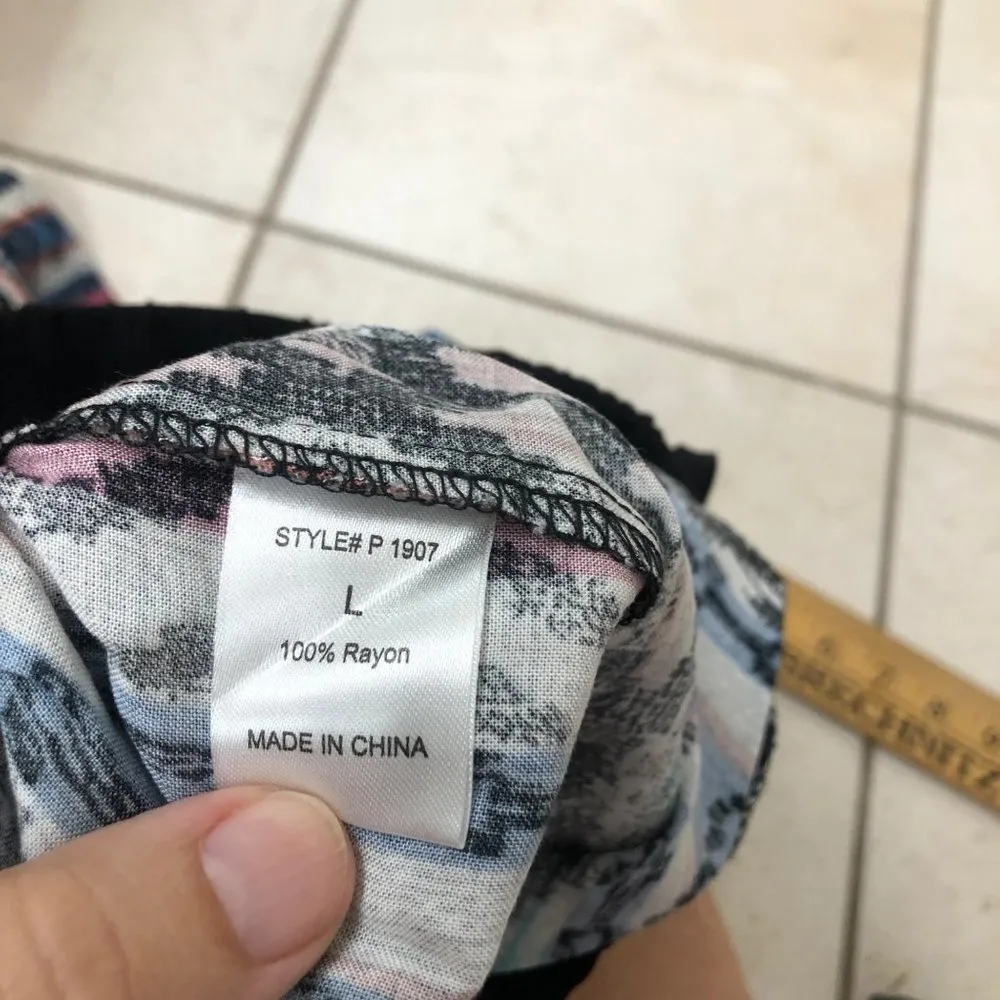 Good Day womens southwest Aztec boho wide leg pants large Pink - Image 5