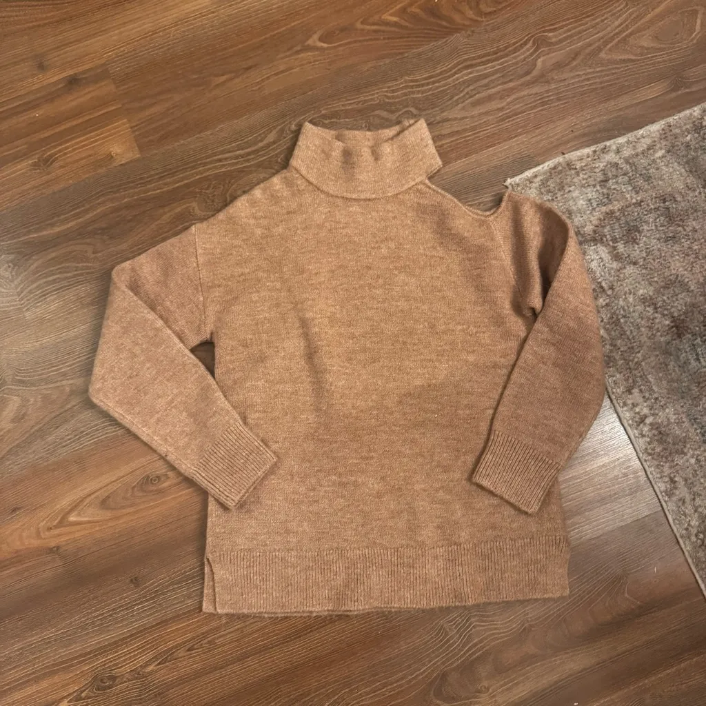 TART Lolita Sweater - Image 2