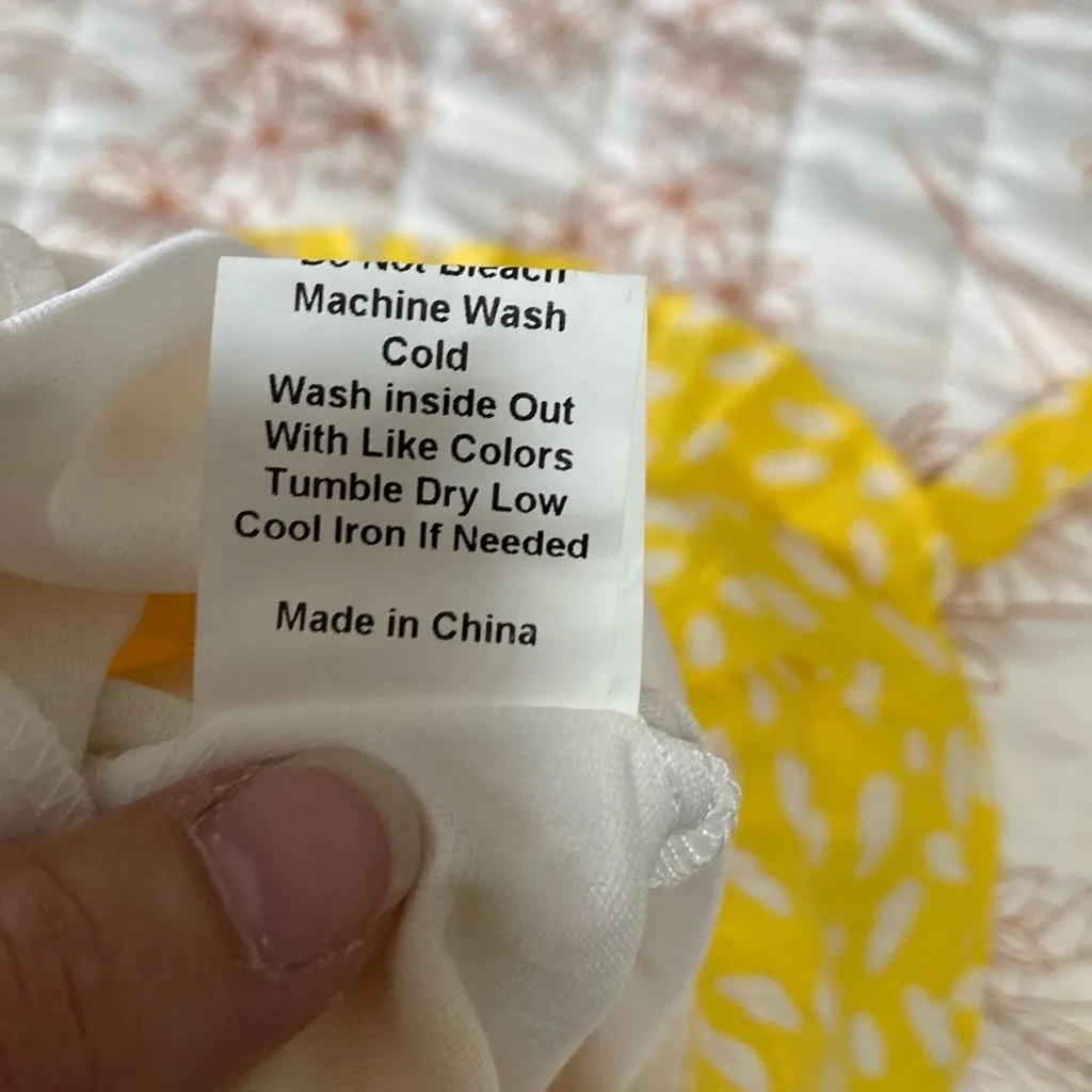 Pink Lily Sleeveless Ruffle Top Romper Size‎ Small (E9) - Image 7