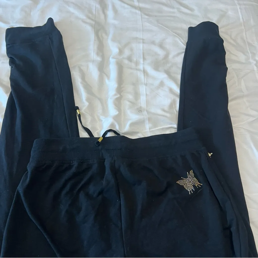 BCBGMAXAZRIA  Black butterfly set - Image 13