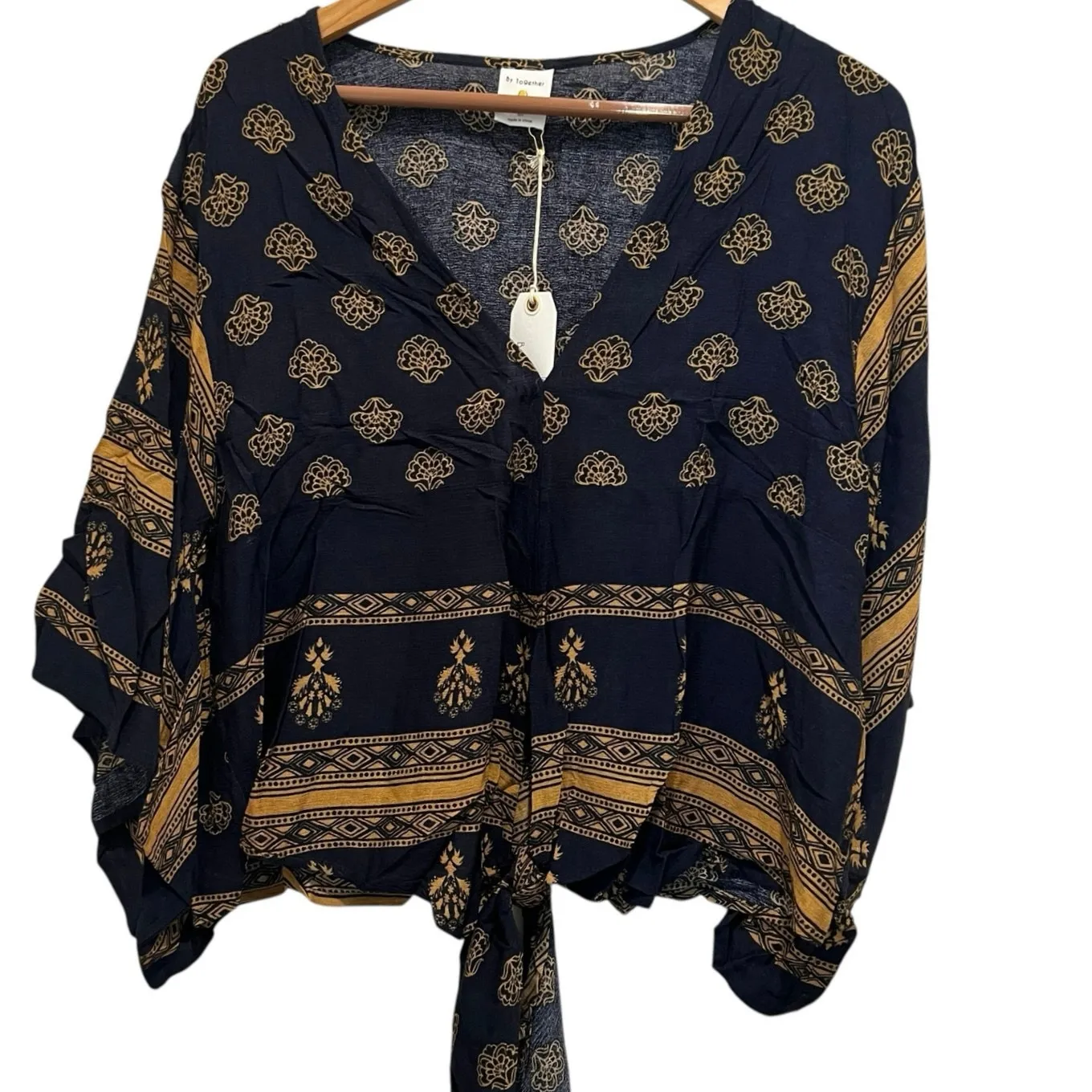 BY TOGETHER V Neck Front Tie Blouse Top Sz M Blue Gold Kimono Sleeve Boho NEW - Image 3