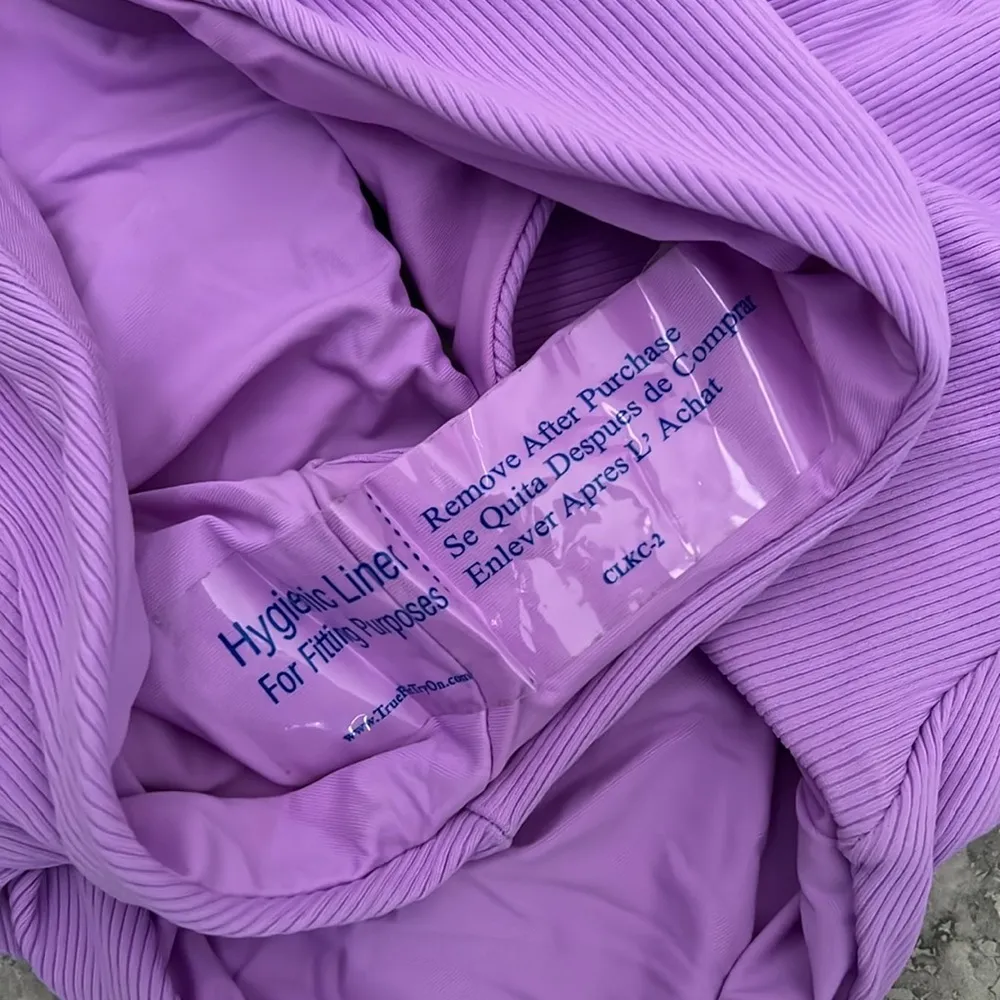 NWT BECCA Fine Line Halter One Piece Swimsuit, Removable Cups Size S Retail $148 - Image 6