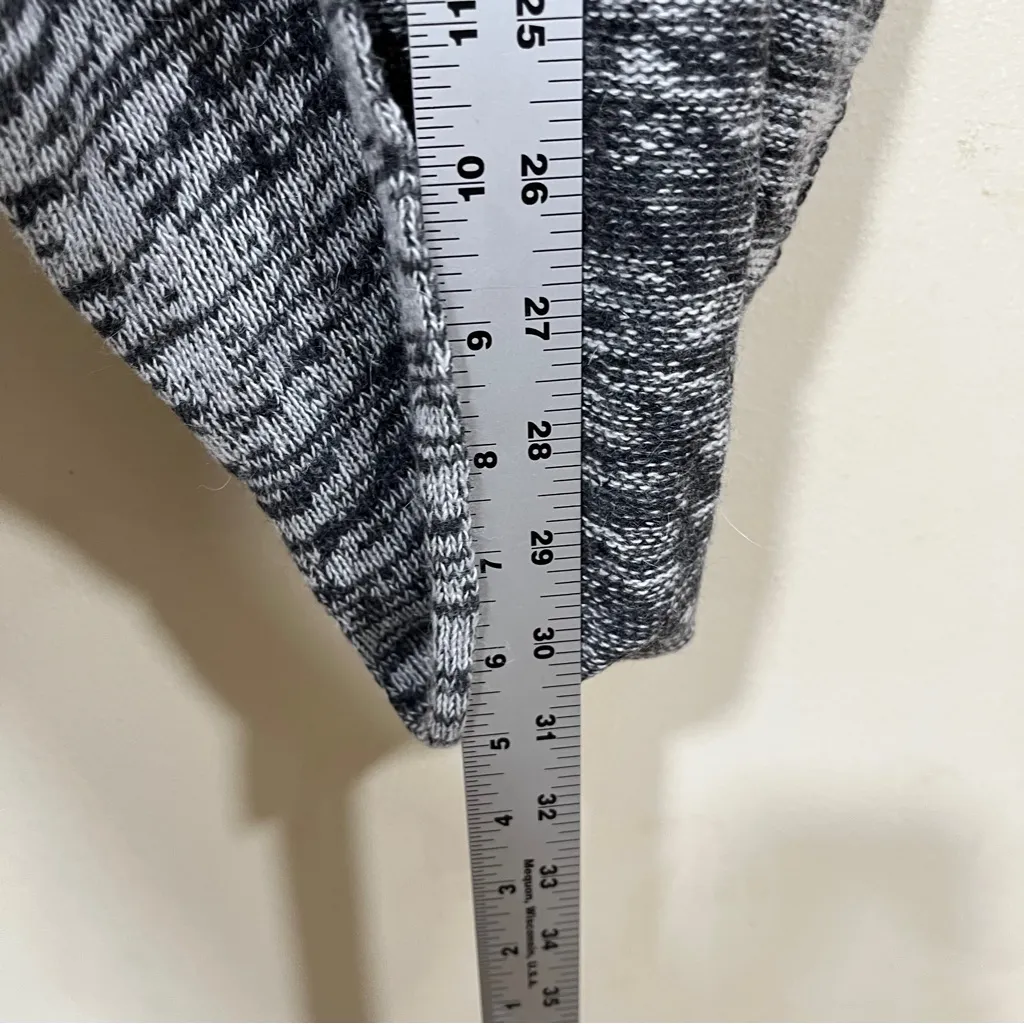 NWT Portolano Italian Gray Infinity Circle Scarf women’s wool - Image 3