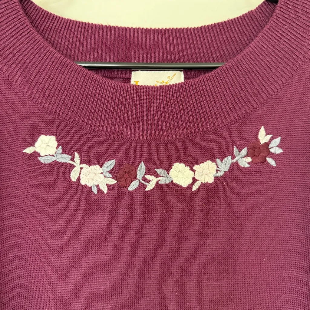 Vintage Jantzen Purple Floral Short Sleeve Sweater Top Grandma Embroidered Wool - Image 4