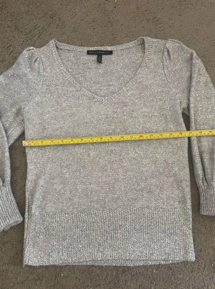 White House Black Market Gray/Silver Sequin Knit V-Neck Long Sleeve Sweater - Image 11