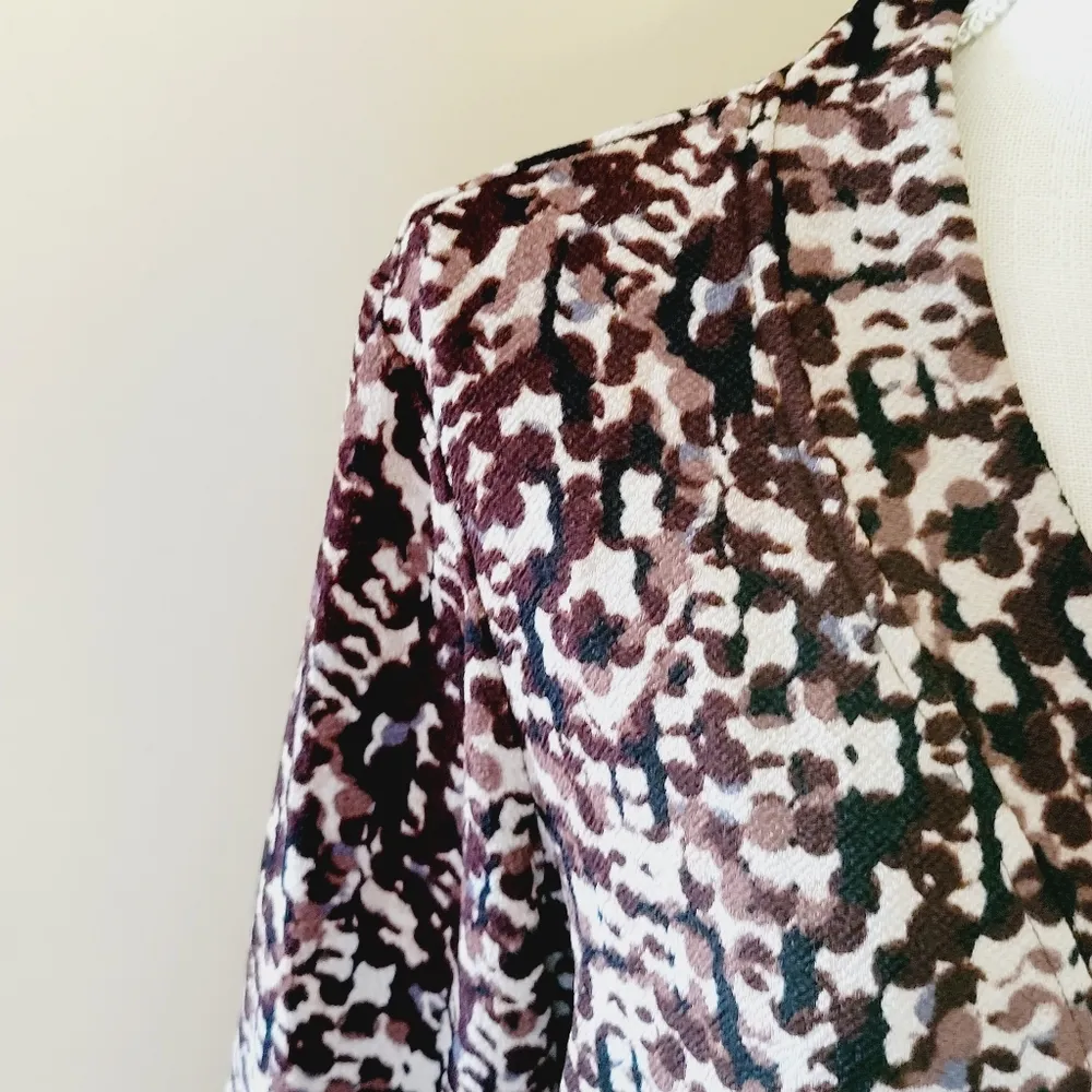 27. Liz Baker printed single button cardigan size xl - Image 2